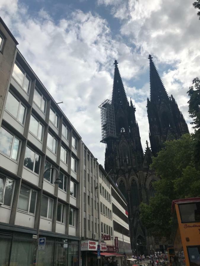 Am Dom Keulen